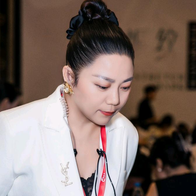 百纳AitaM│美业菲尔姐