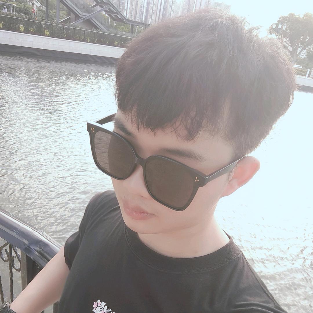 @小周