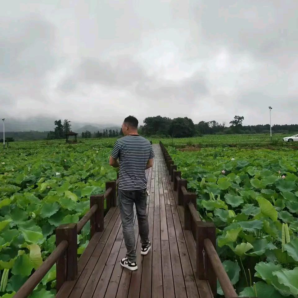 小山村。👀🌹((❤️⥎❤️))🌹