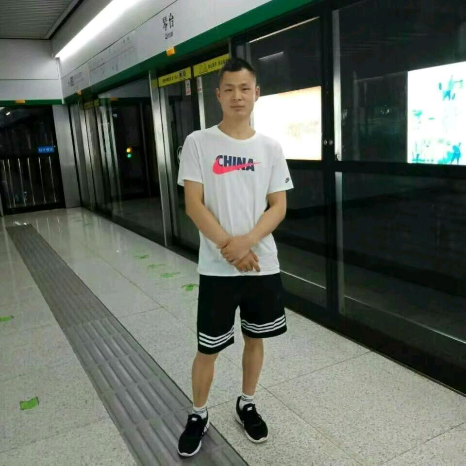 💋武汉军哥❤️