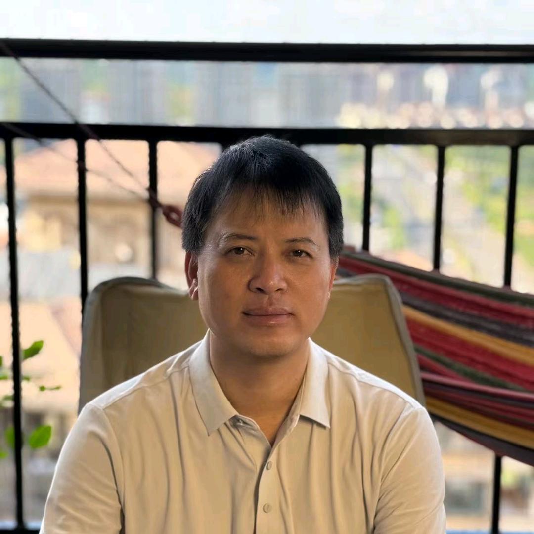 东哥（聊天一号）