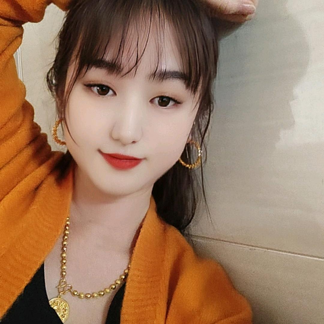 明明😍