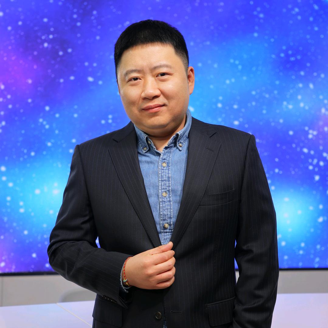 主持人李辉