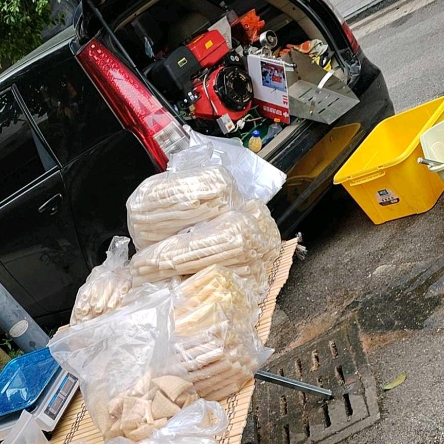 摆摊卖五谷杂粮棒