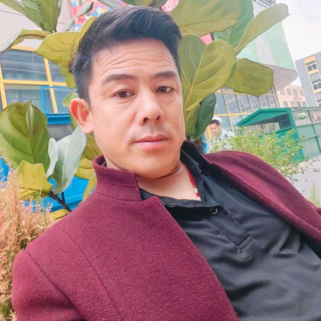 老余木工团队