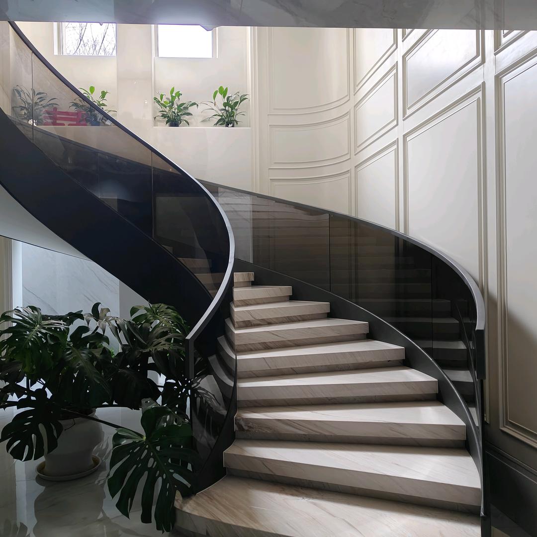 溧阳福特楼梯  极简门 邹鑫