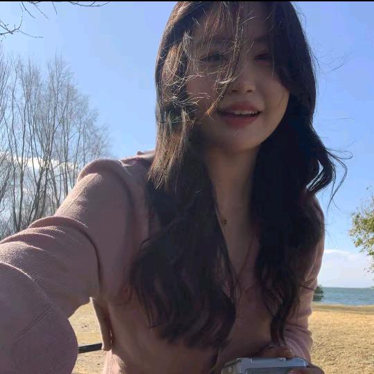 小葵花菜～（爆款微胖穿搭）