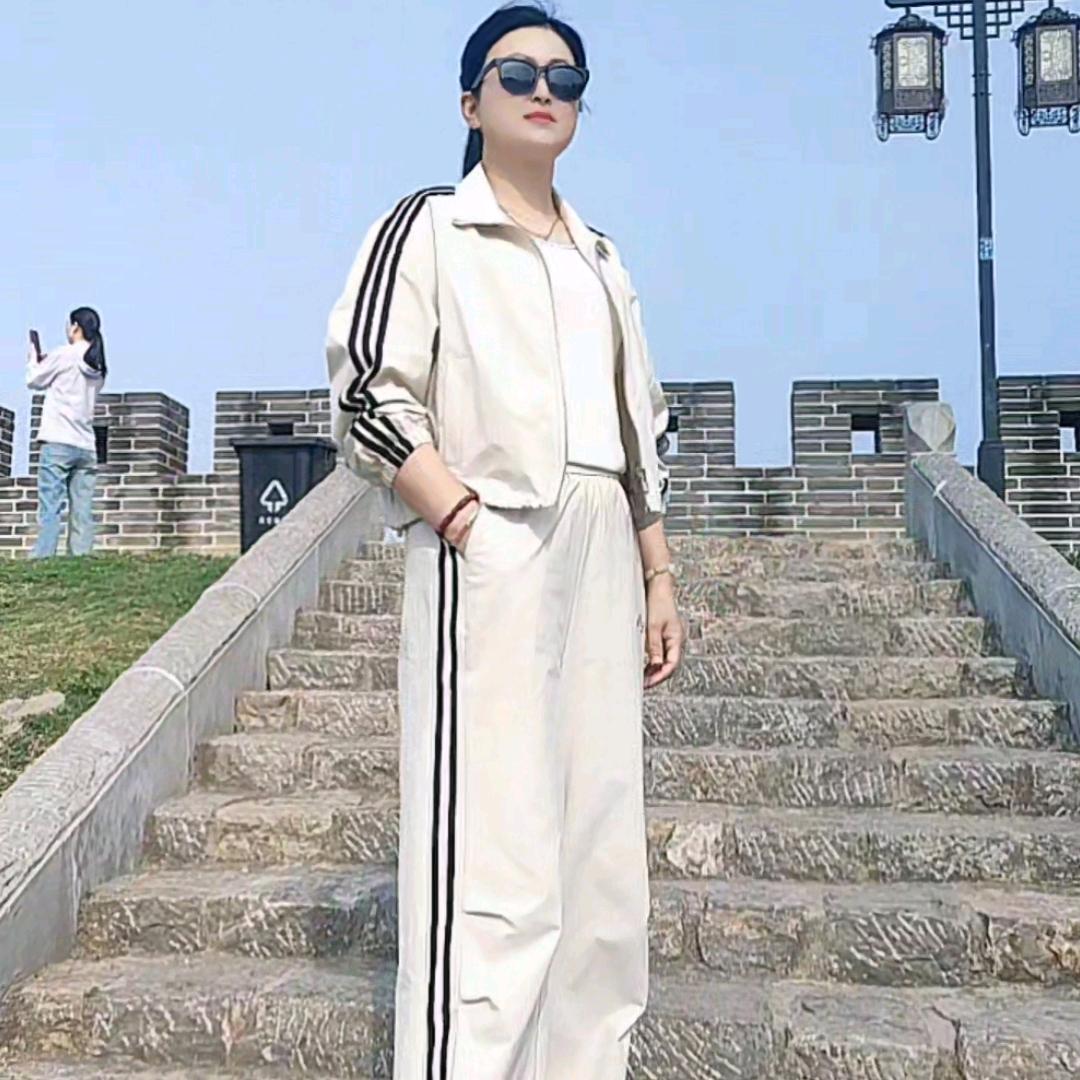 顺其自然🌹七零后