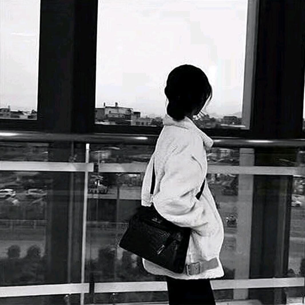 -無爱👾💦