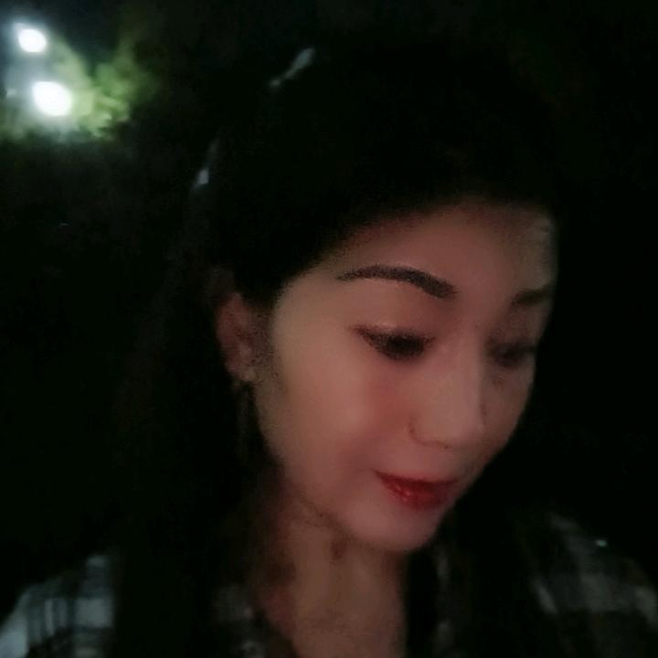 👿平淡生何😈