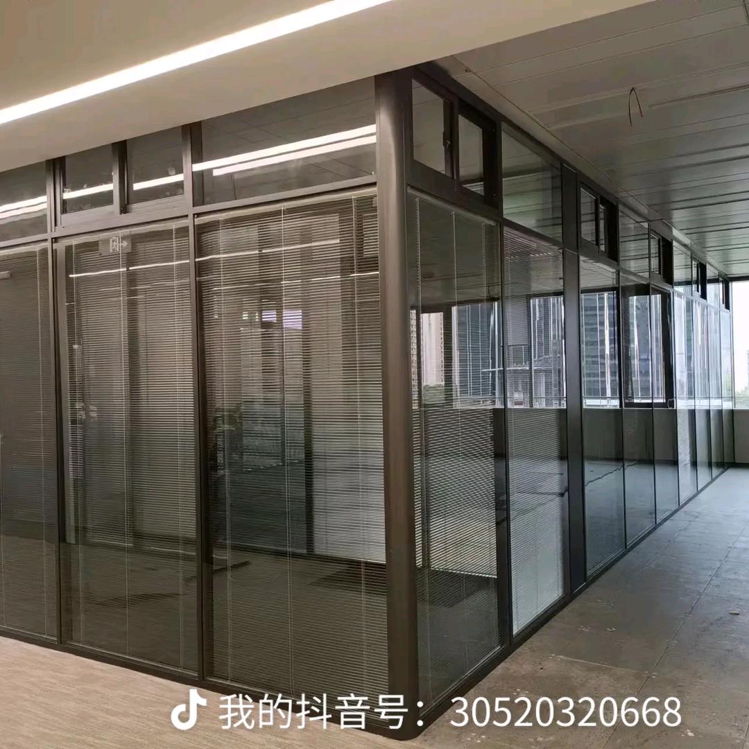 筑以轩玻璃隔断感应门批发