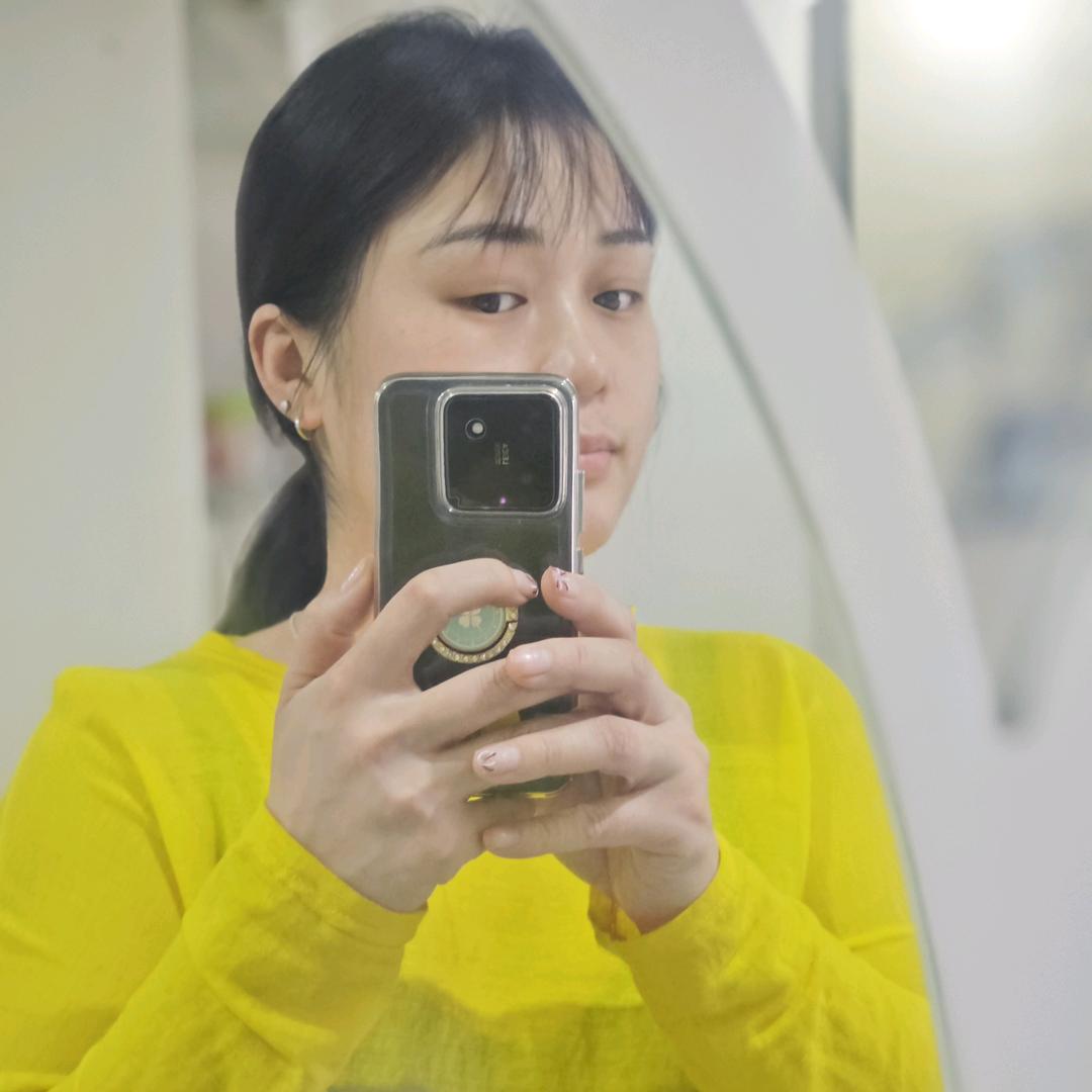 程倩