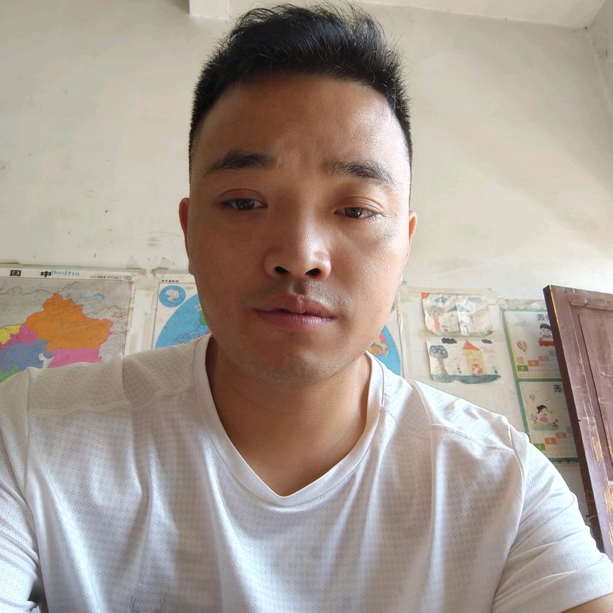王健华