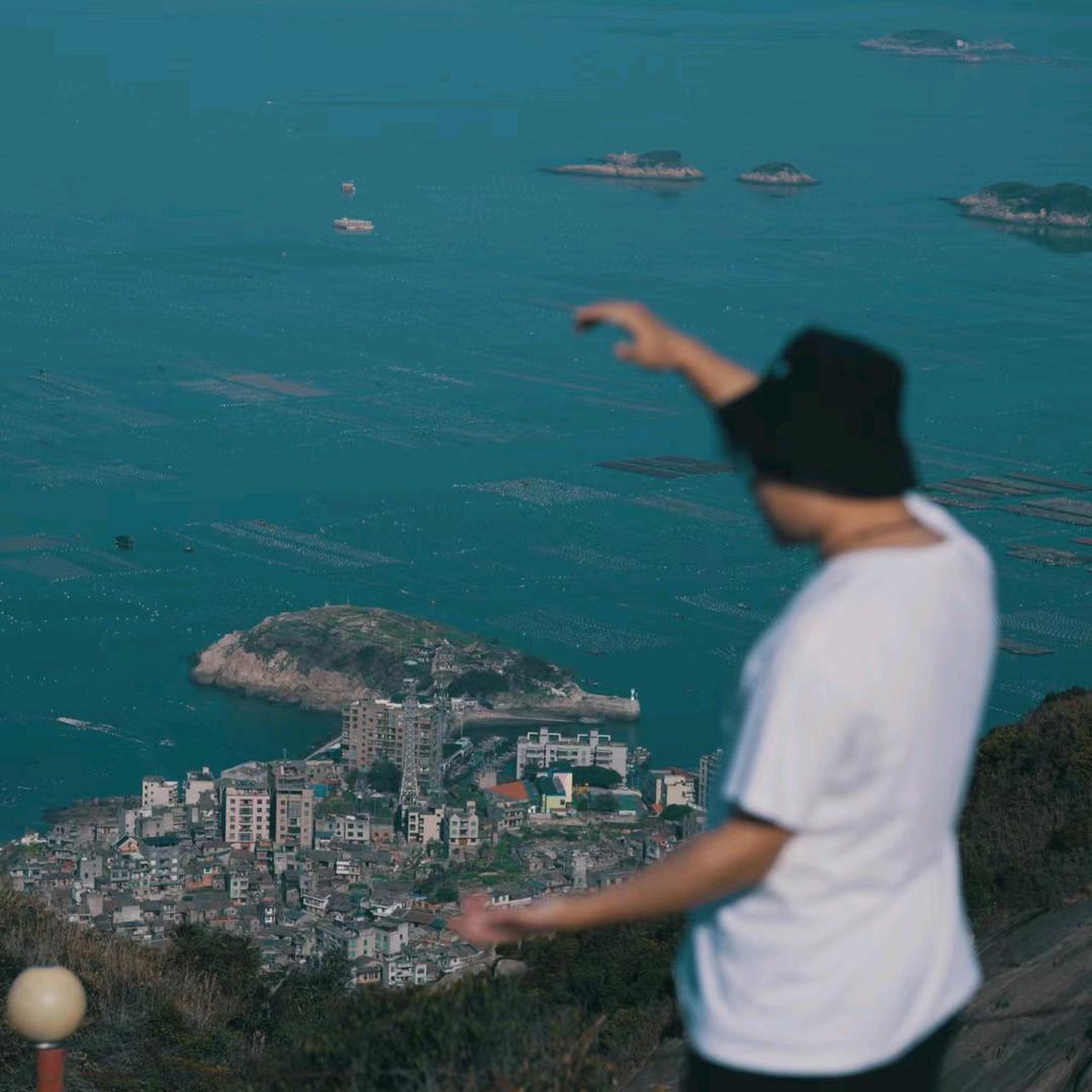 不想拍电影的子宁