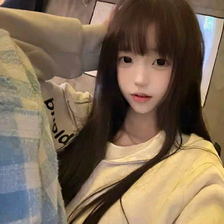 依依
