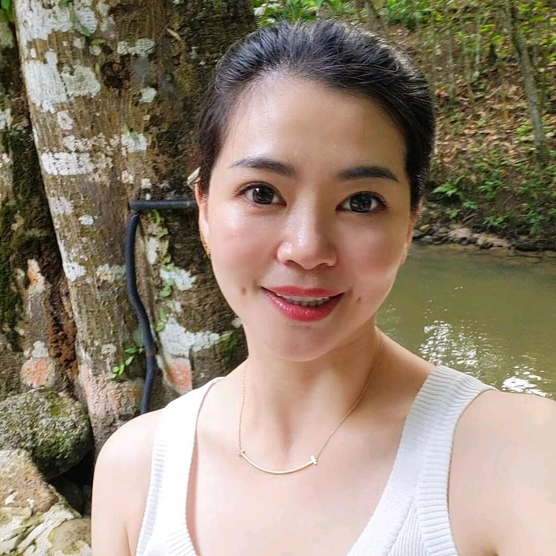 在马来西亚的余彦彤