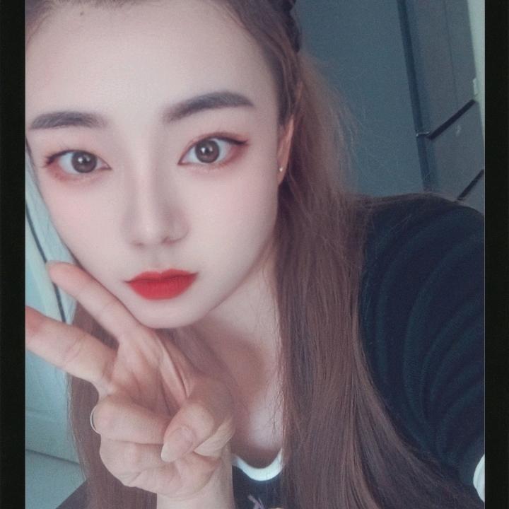 ℒᎭℯღ♡LiLy♡ღ