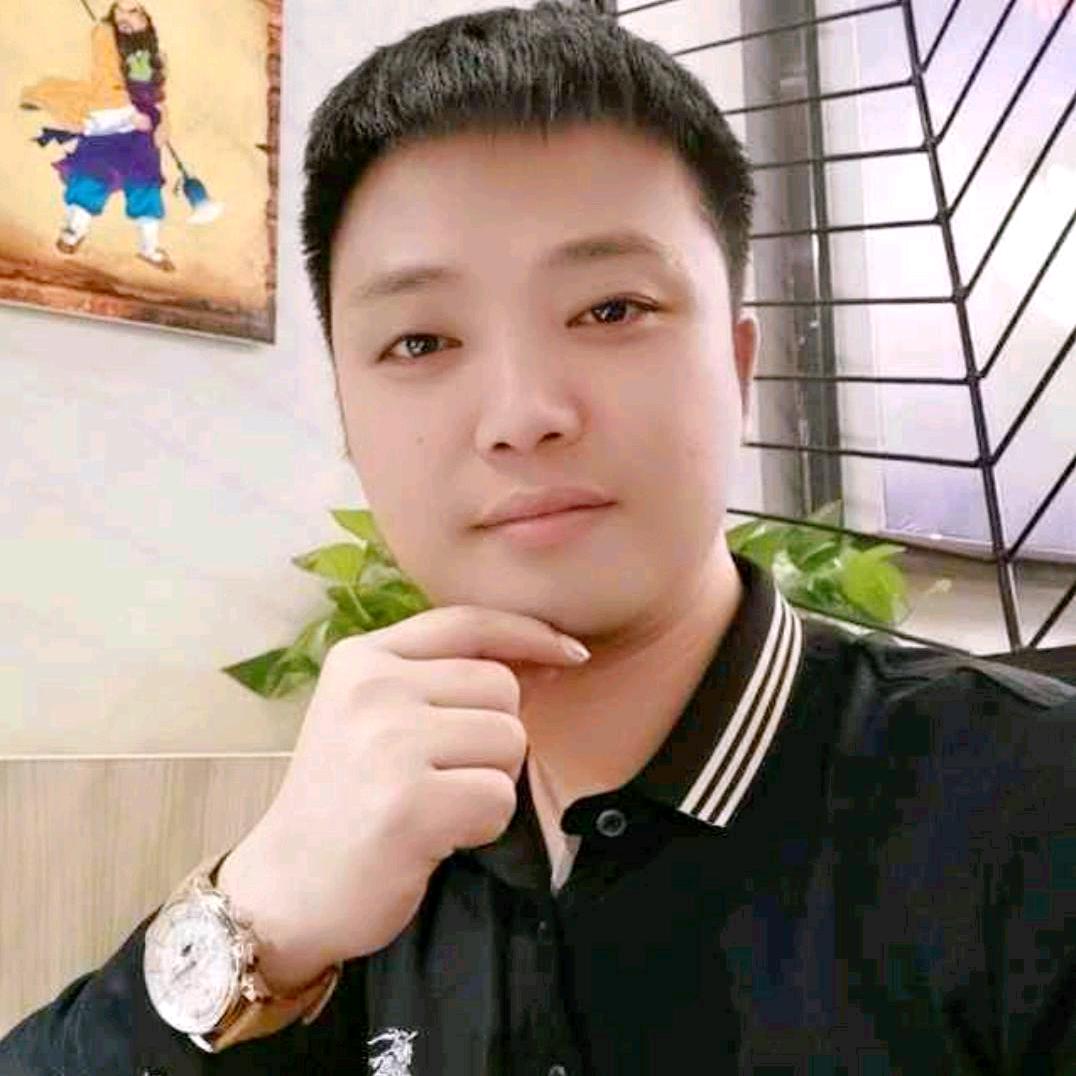 阿伟（砥砺前行）