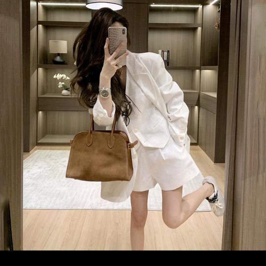 云水商贸女装穿搭