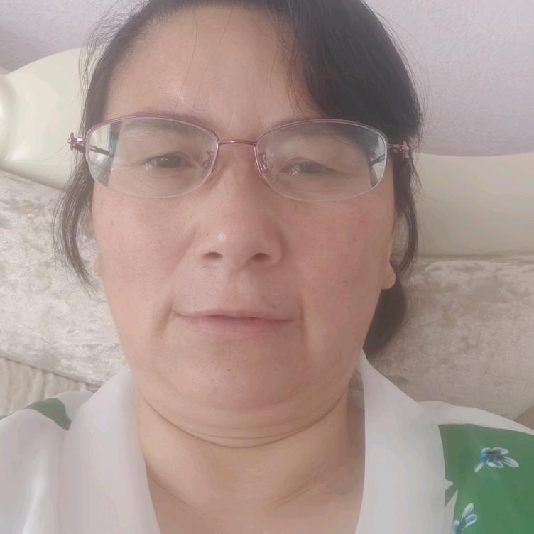 贺七英