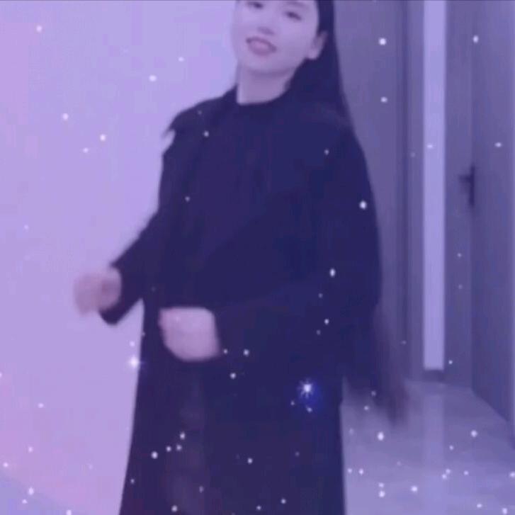 长发小姐姐