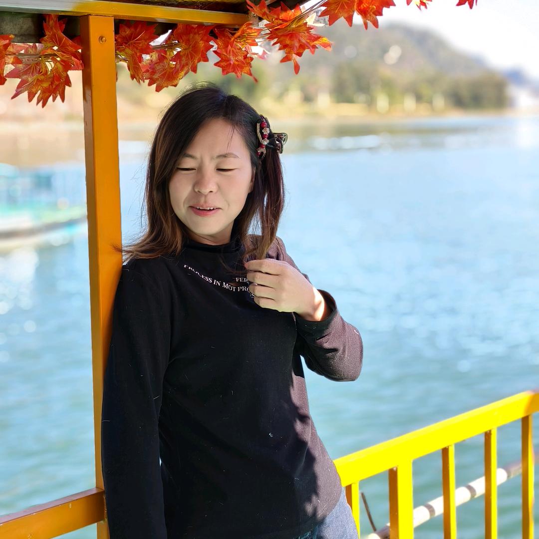 努力向钱看😂😂