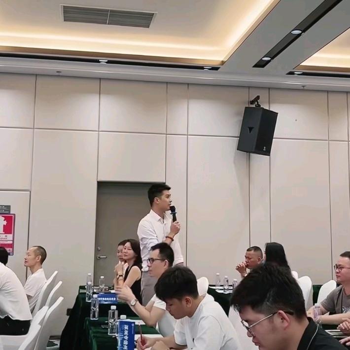 cauc 江七（黄金）