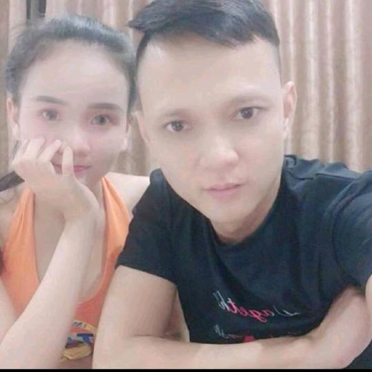 安哥：《云月湖家具厅》