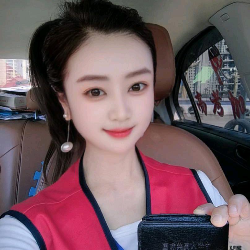 宜宾驾校金牌女教练