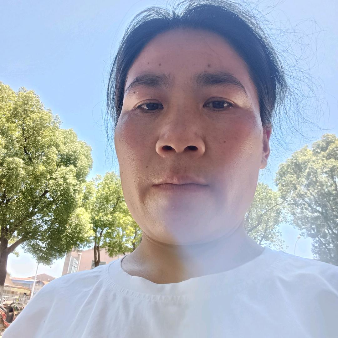 董家三姐(橱窗)