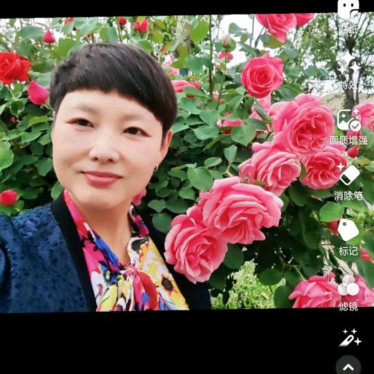 大伟批发部，温暖如画。刘红霞