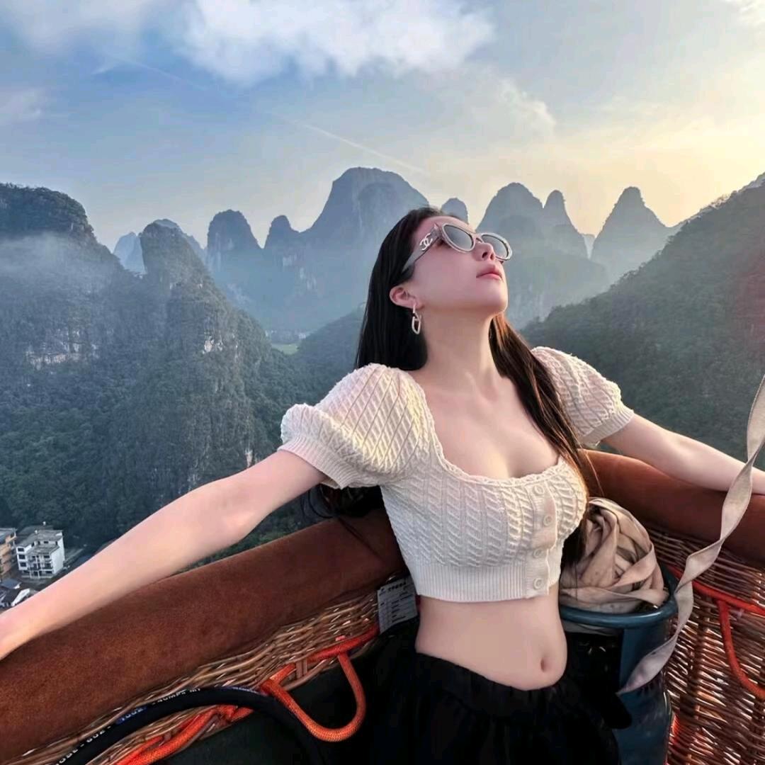 不知名女明星_