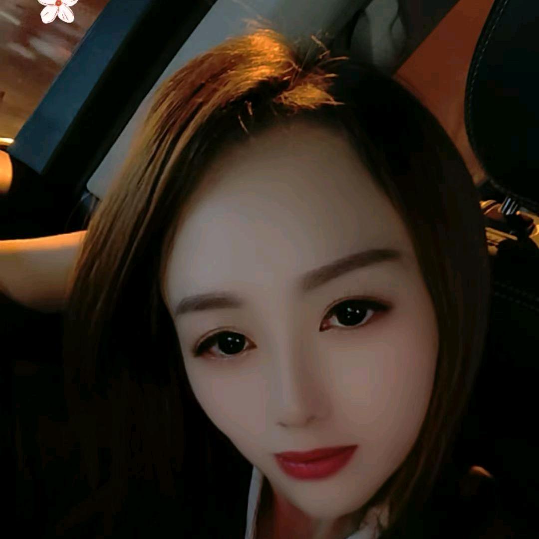 露露（没有大哥拿命播）