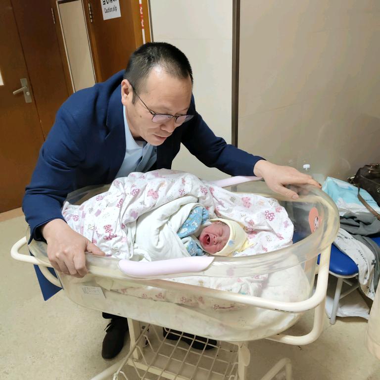 江哥《没有好运  那就拼命》