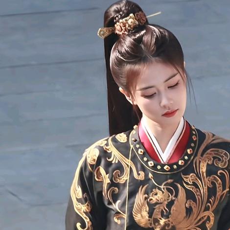 一鹿走走道，疯了