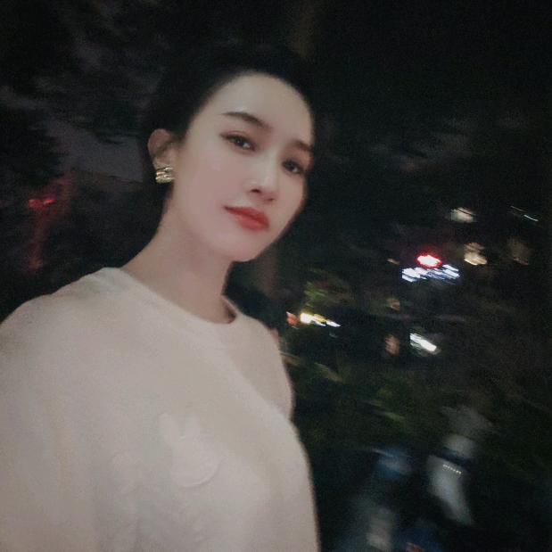 张馨文