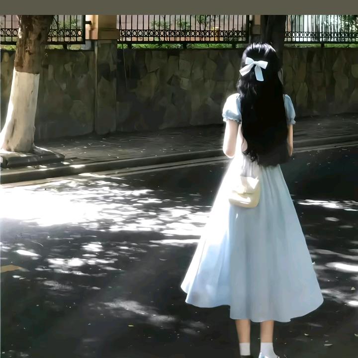 ^摆烂小鱼^