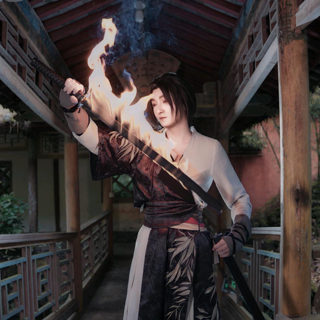 太一（一个coser兼AI修图师）