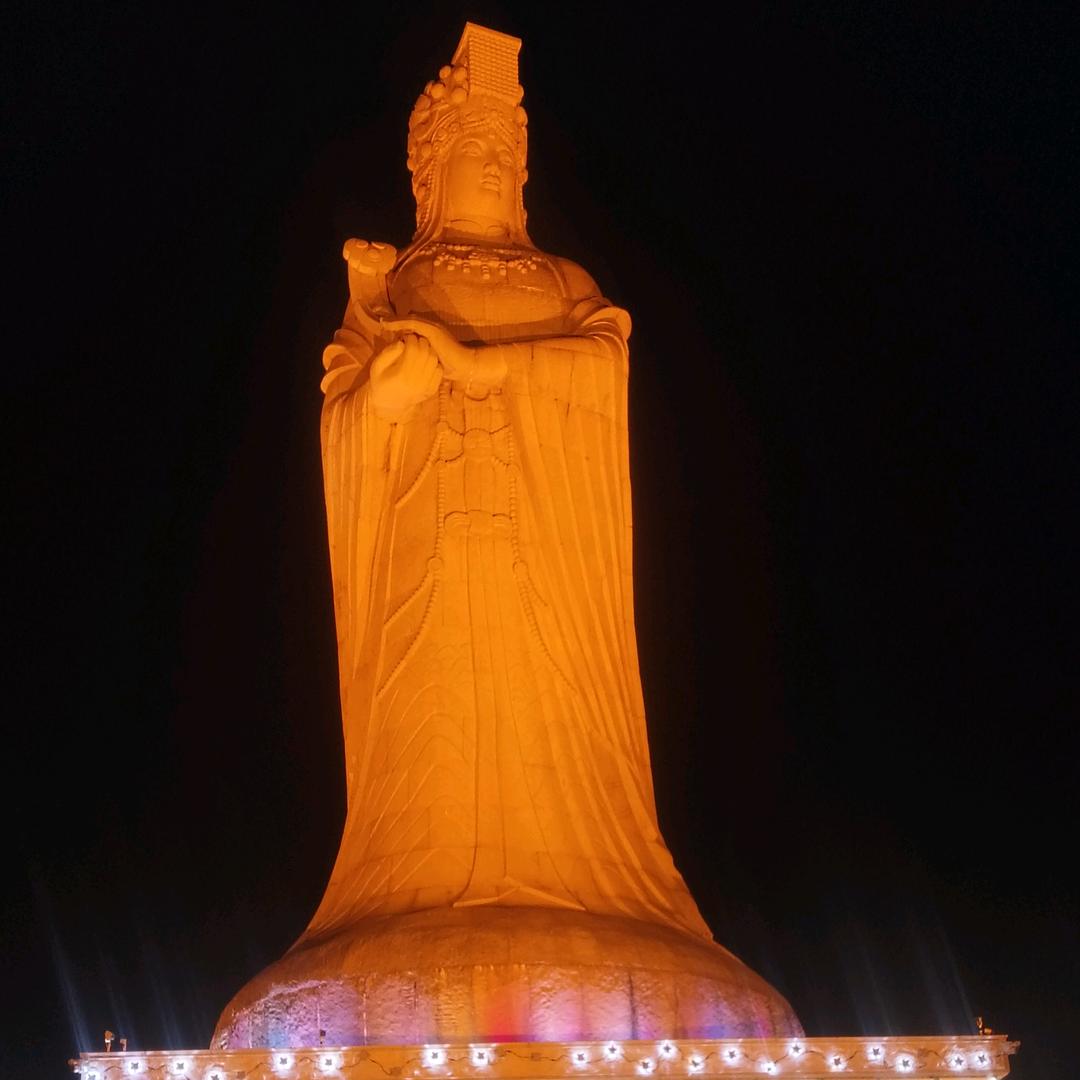 流行奶黄包