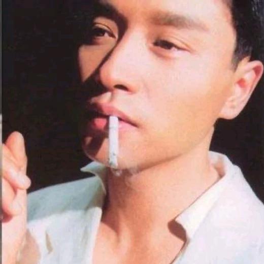 陀飛輪头像