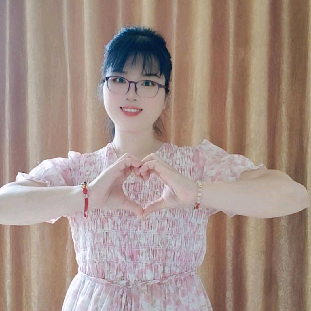 彩彩