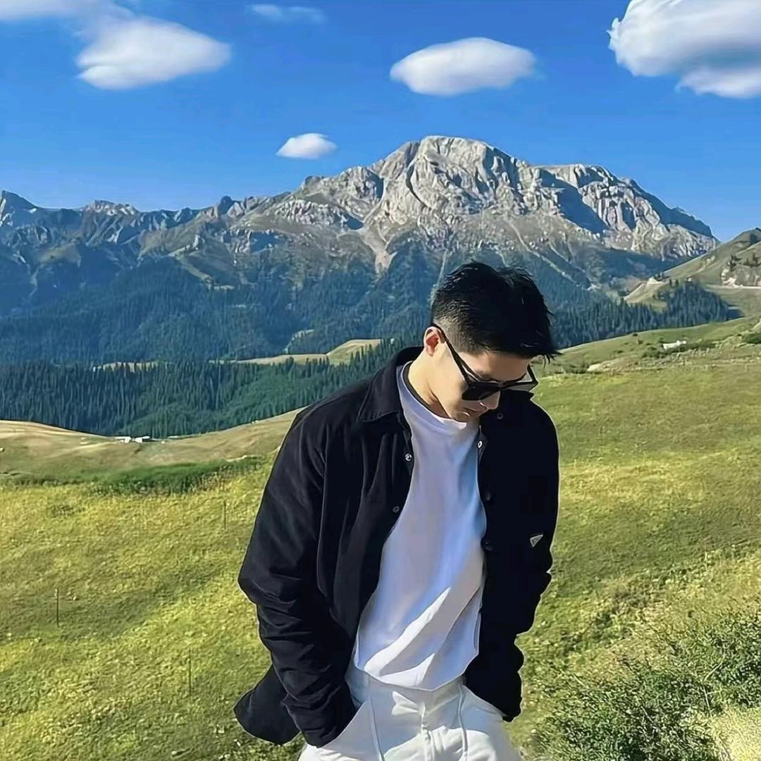 Leonardo  Bright  💫