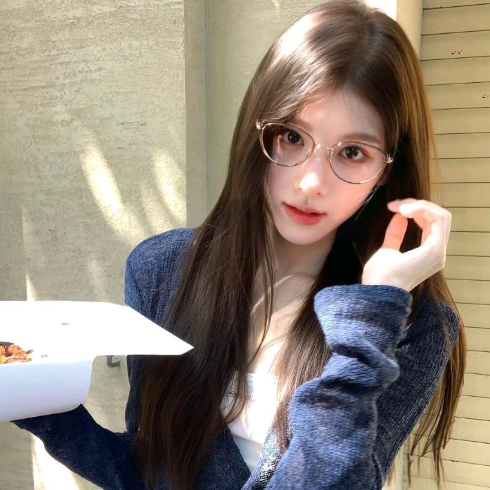 一弯新月穿戴甲