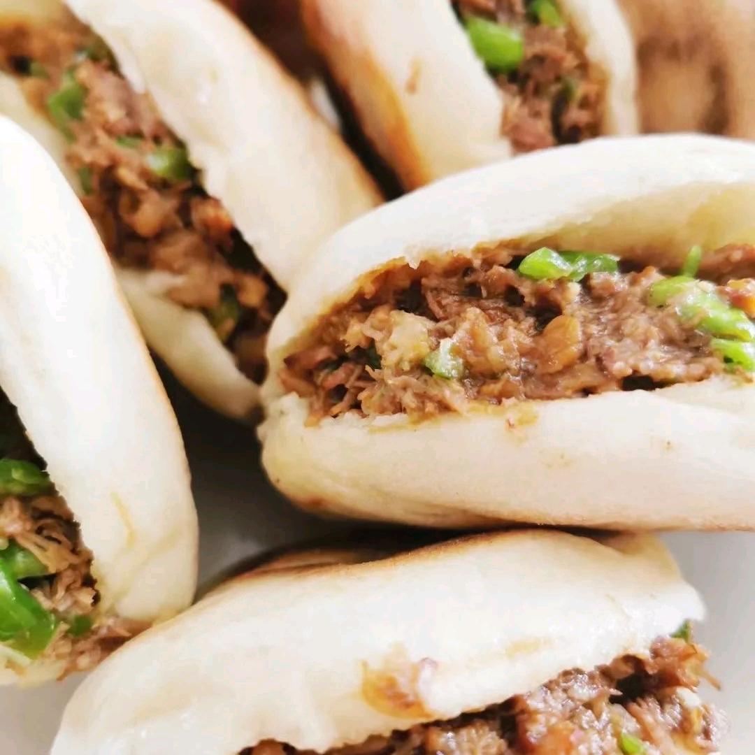 鑫鑫油酥烧饼 肉夹馍