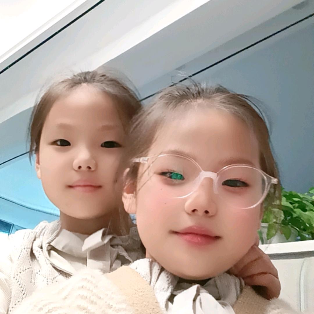 家有三个小棉袄，