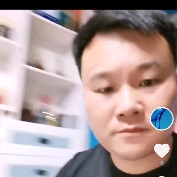 风中劲草