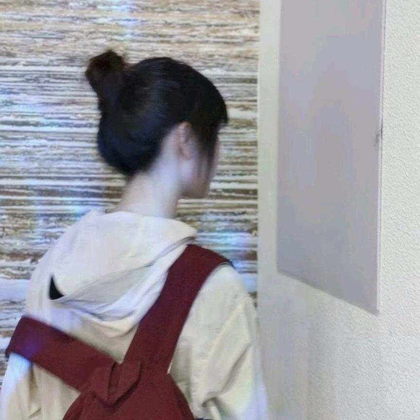 荷 塘 月 色