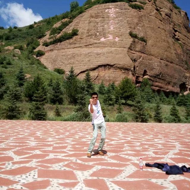 双泰隆装饰工程有限公司