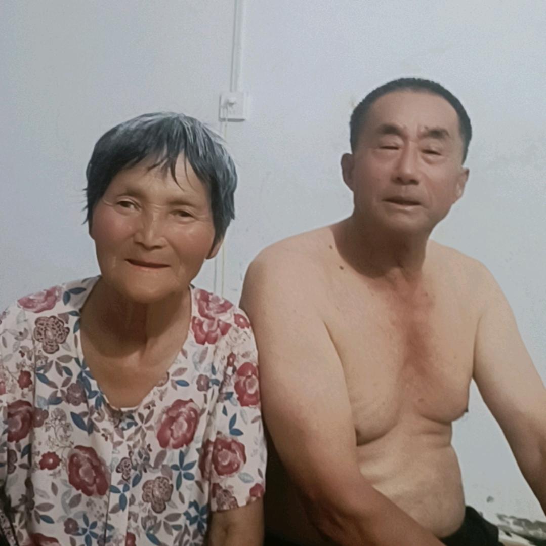 七个孩子的爷爷