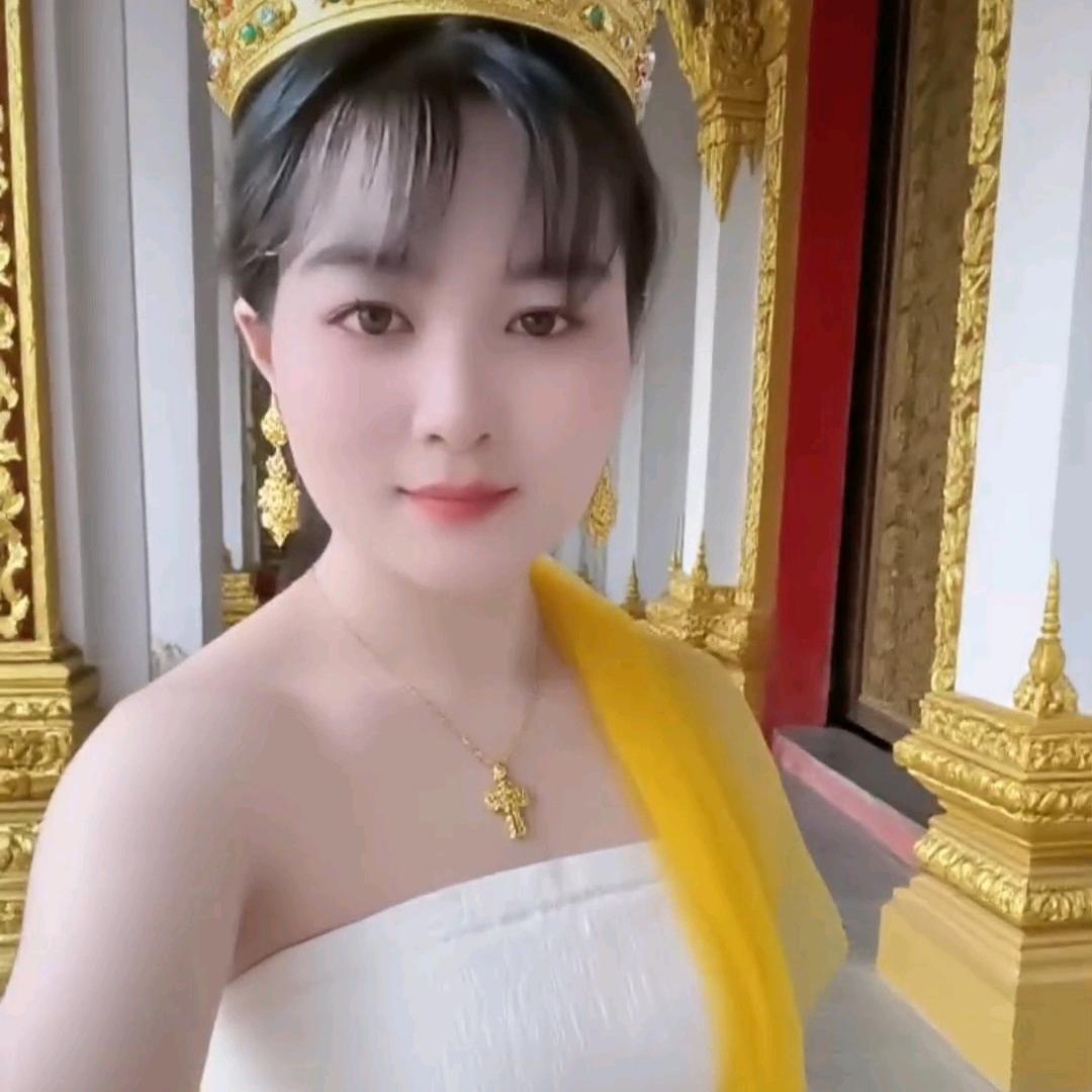 小左（等一个对的人）